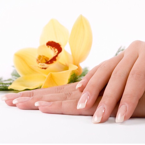 GOLD NAILS & SPA - manicure
